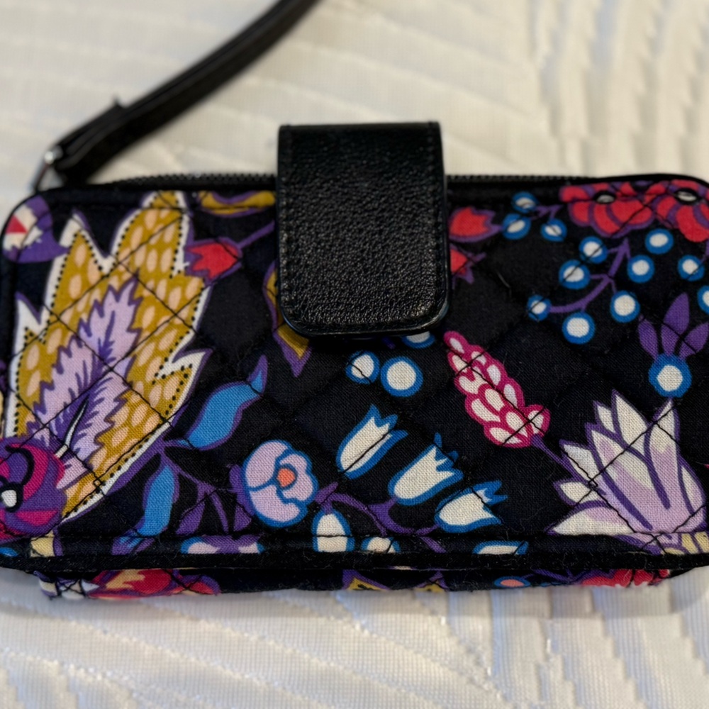Floral Pattern Vera Bradley Wristlet